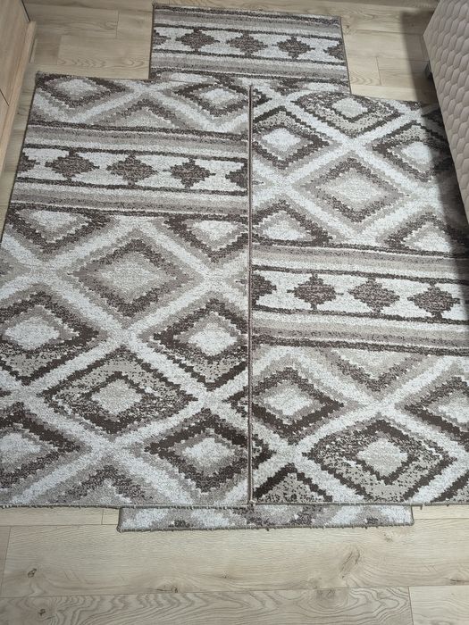 Covoare dormitor 3 bucăți.