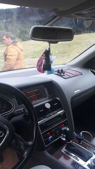 Vând Audi Q7 in stare buna de functionare