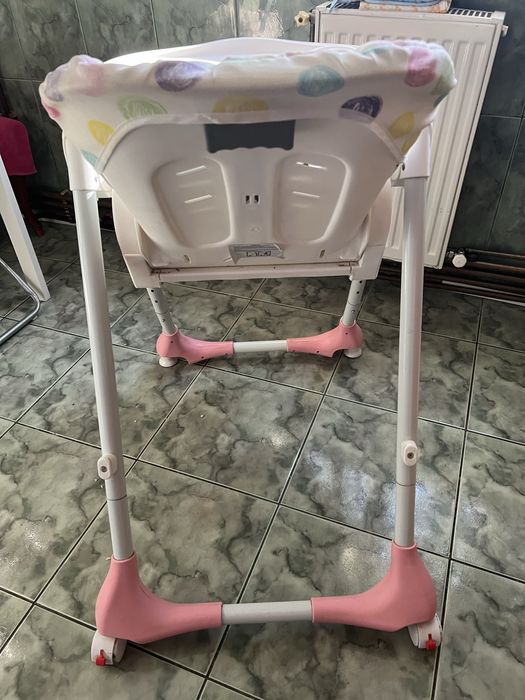 Scaun masa bebe marca Juju