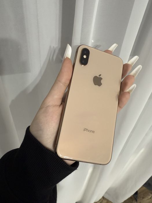 Vând Iphone XS Gold 64 GB
