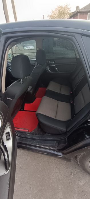 Продам Subaru Legacy 2004год