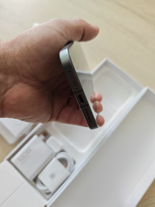 Чисто нов  Xiaomi 17 max 12/512GB , Еsim