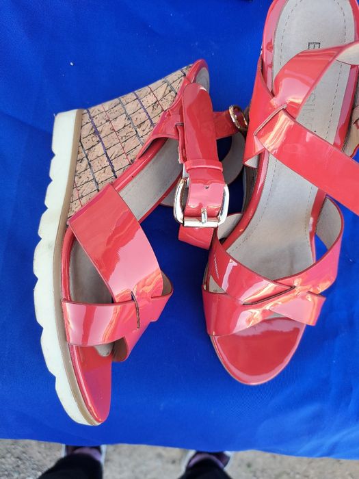 Босоножки 38размера