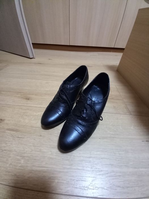 Дамски обувки черни
