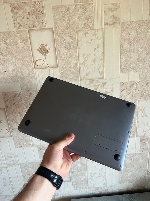 Komyuter  Chuwi nootebook