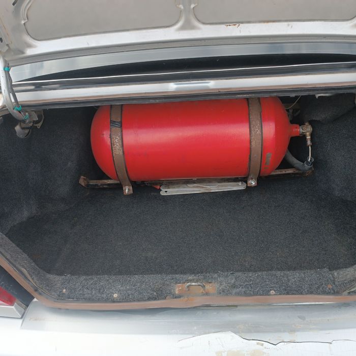 Lada 2115 sedan sotiladi