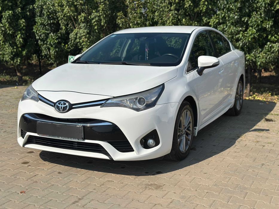 Toyota Avensis 2.0 D-4D Executive