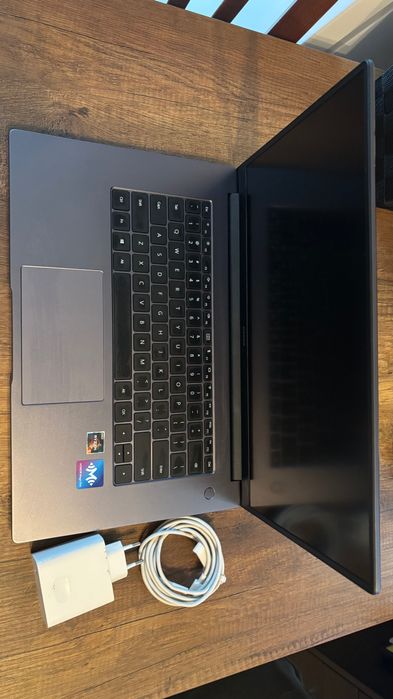 Honor MagicBook 15 R5-3500U/8GB/256GB