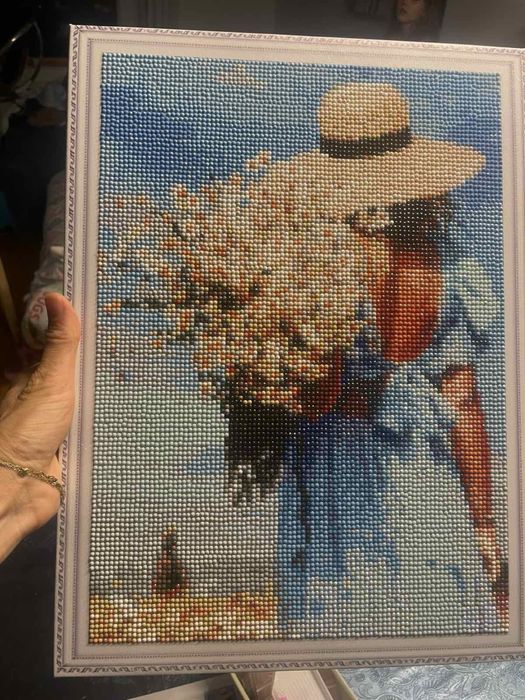 Диамантен гоблен - Цветарка 30/40 в рамка