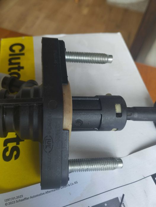 Вакуум Тойота Ярис