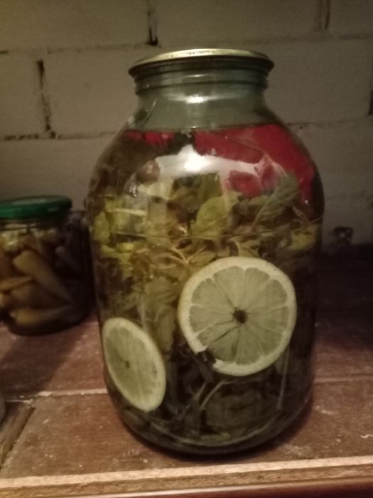 Вишневый компот и соленья