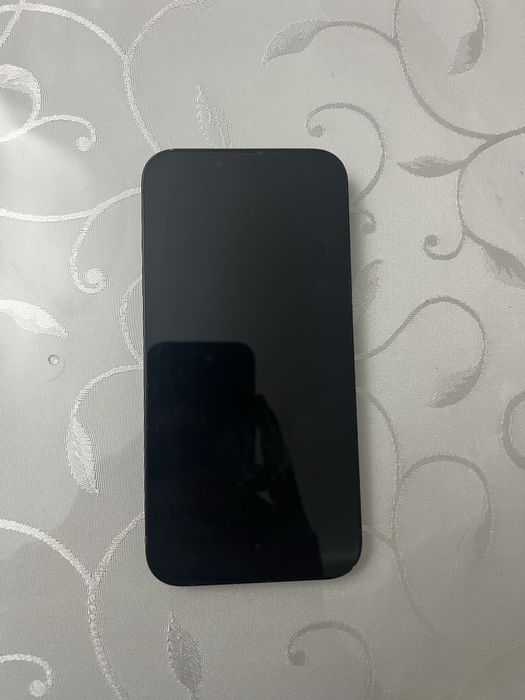 Iphone 14 в черном цвете