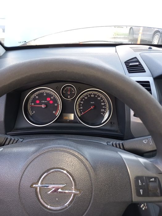 Opel zafira b 1.9 cdti 150.z19dth