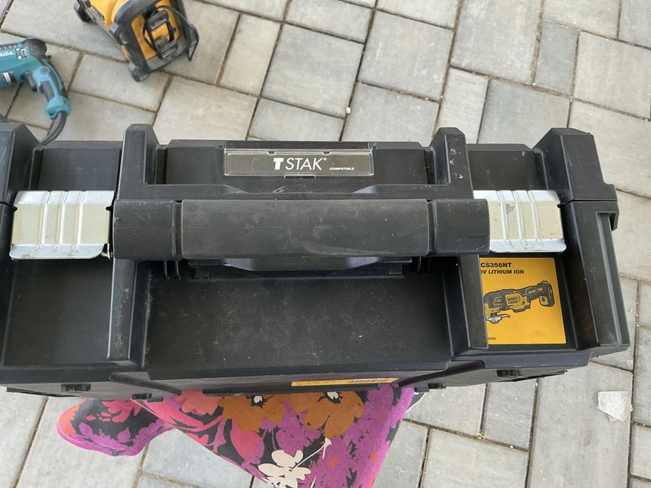 Vind dewalt 2025  DCS356NT la cutie cu acum 5 ah