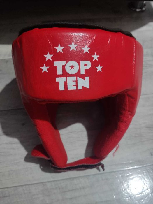 Шлем для бокса, единоборства и т.д.