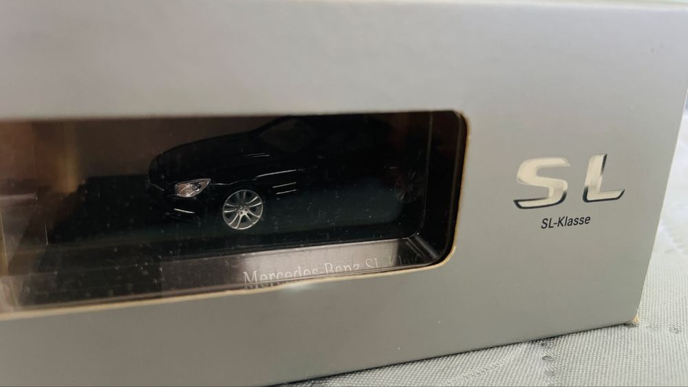 Mercedes SL 1/64 original