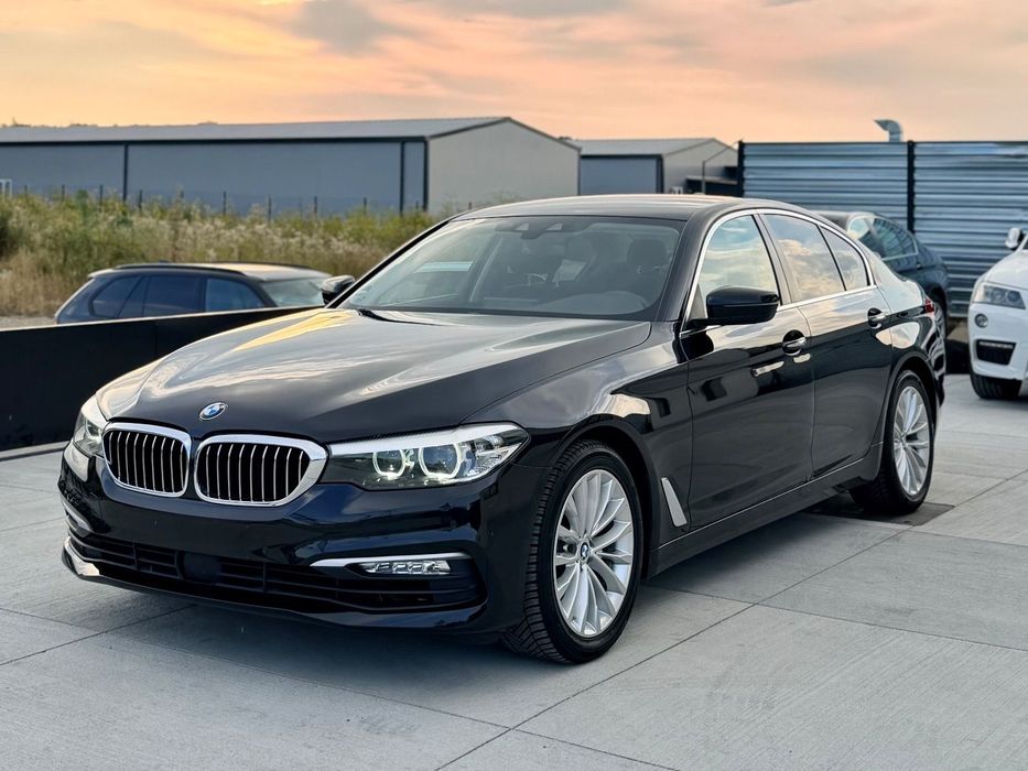 BMW Seria 5 520d 190cp Distronic / Unghi mort