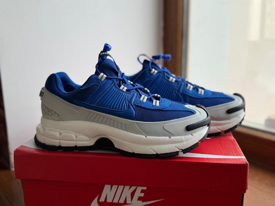 Nike vomero roam
