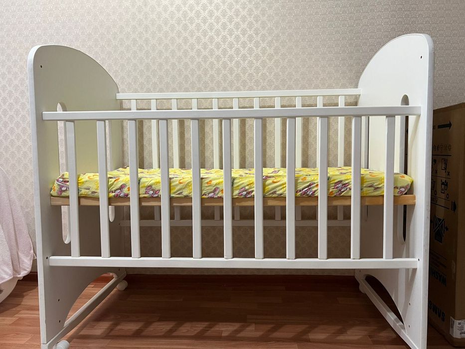 Манеж на калесиках