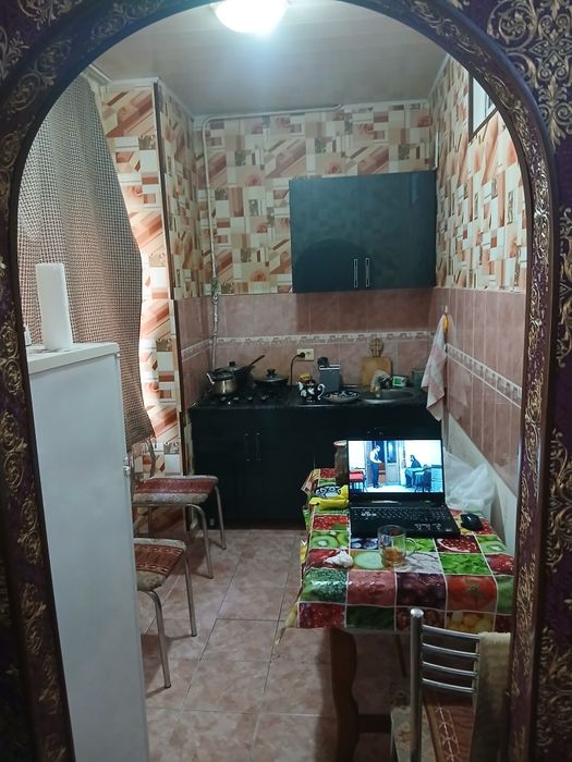 Срочно сотилади 1 хонали квартира Массиве Кушбеги Башлык