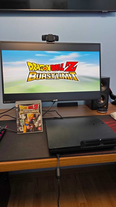 Vand Playstation 3 Slim + Jocuri