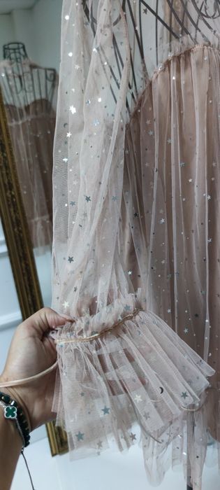 Дизайнерска рокля от тюл на звездички L размер