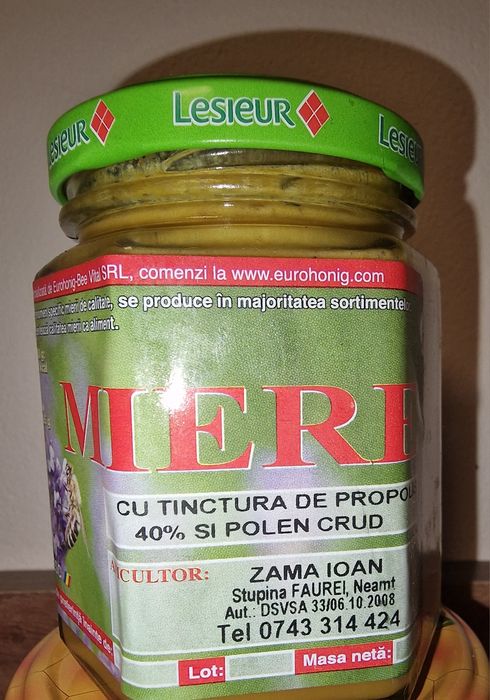 Vând Miere Naturală 100% . Direct de la Apicultor. Gustă diferența!