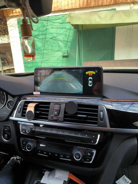 Navigatie android BMW F30 Carplay Waze YouTube