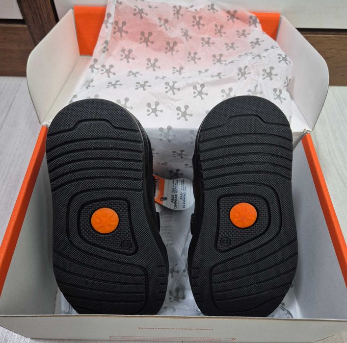 Обувки biomecanics