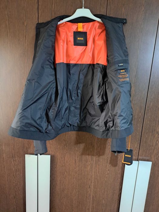 Vand geaca originala Hugo Boss