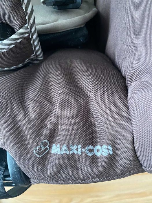 Бебешка кошница за кола Maxi-Cosi