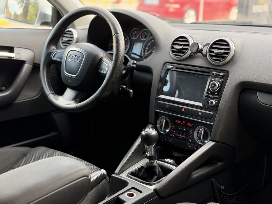 Vand Audi A3 2.0 TDI Facelift•Euro 5•Navigatie•Clima 2 zone•Incalzire in Scaune•