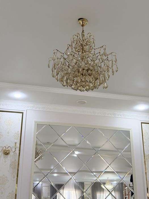 Продам люстры б/у