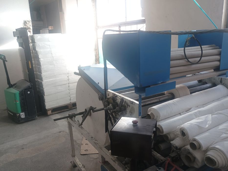 Машина за тоалетна хартия