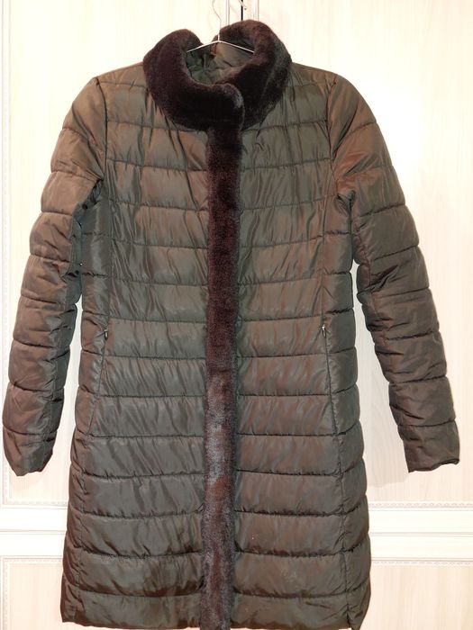 Продам женские куртки