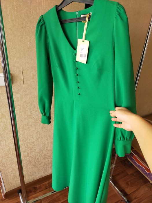 Платье продам костюм