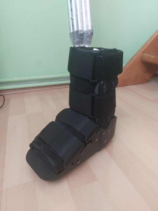 Vand orteză picior drept mărimea 39