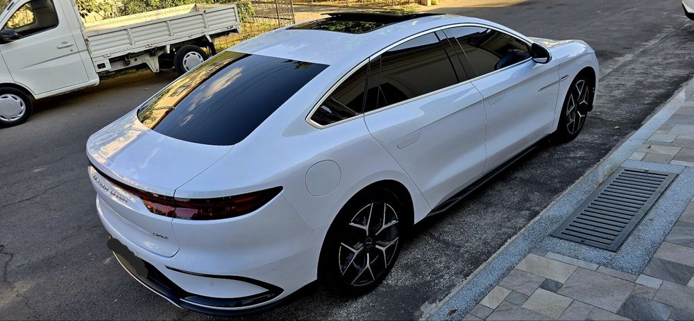 BYD Han 2023yil  715km Limeted Edition  eng full pozitsiya