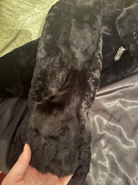 Продается шуба (в хорошем состоянии)