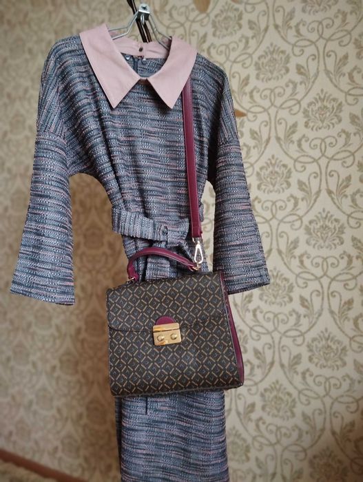 Продам новое платье