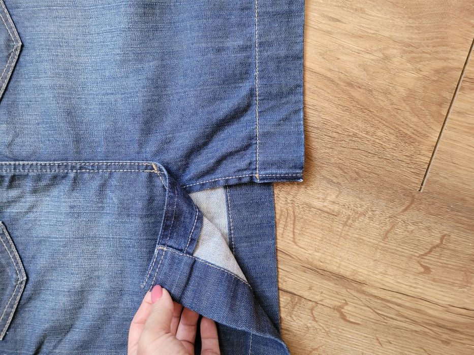 Fusta de blugi  dama.                     .