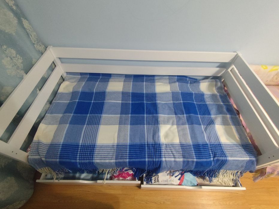 Продам детскую кровать