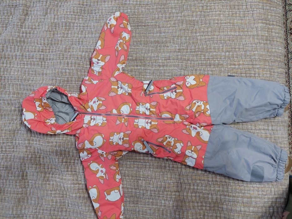 Продам детский комбинезон