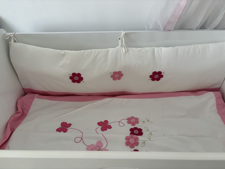 Детско легло (бебешко).