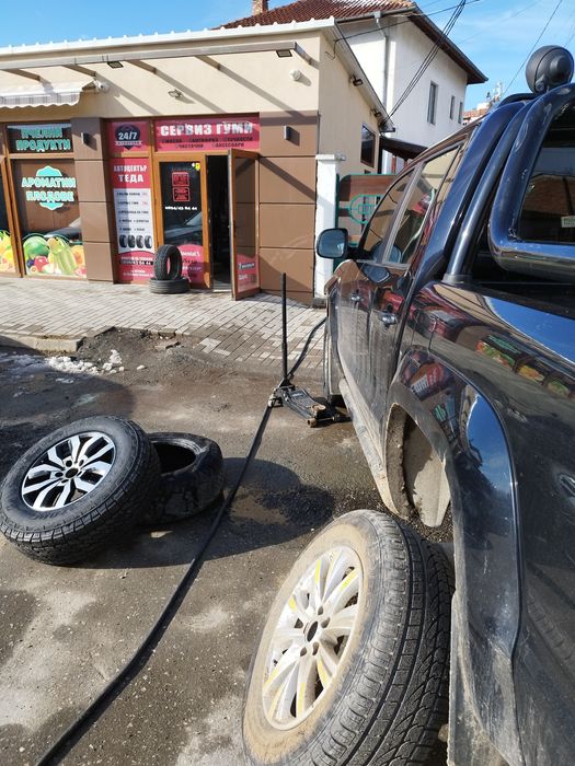 Денонощен Сервиз Гуми 24/7 Ихтиман