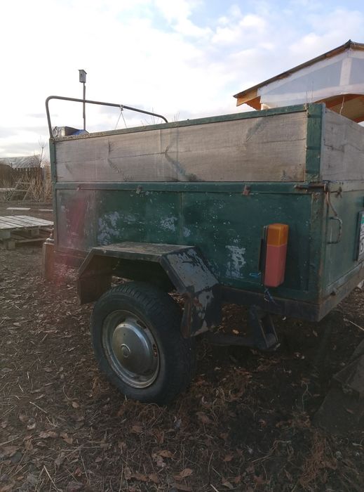 Продам автомобильный прицеп.