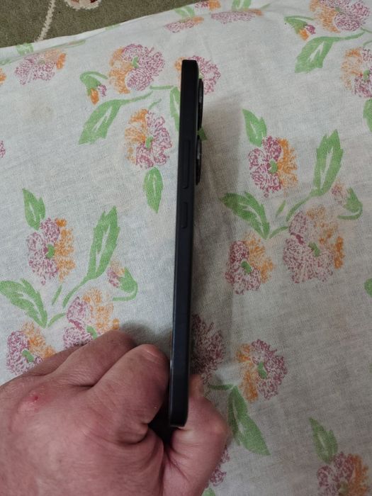 Poco F6 8/256 чёрный