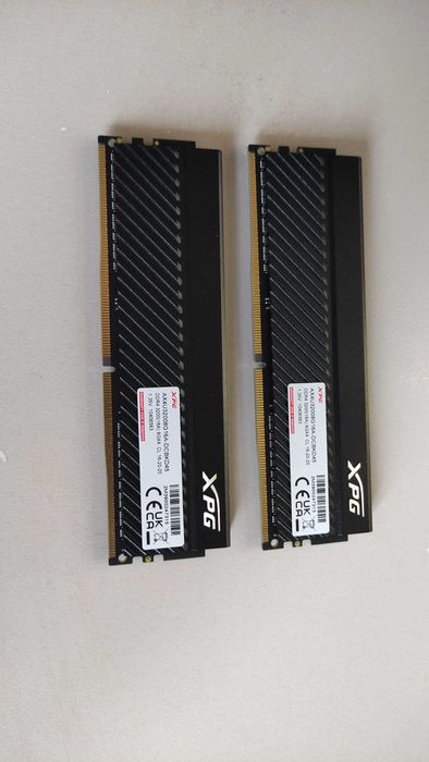 Оперативная память ADATA XPG 16 ГБ ( DDR 4 )