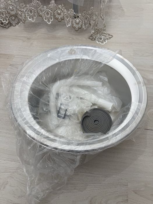 Кухонная мойка врезная