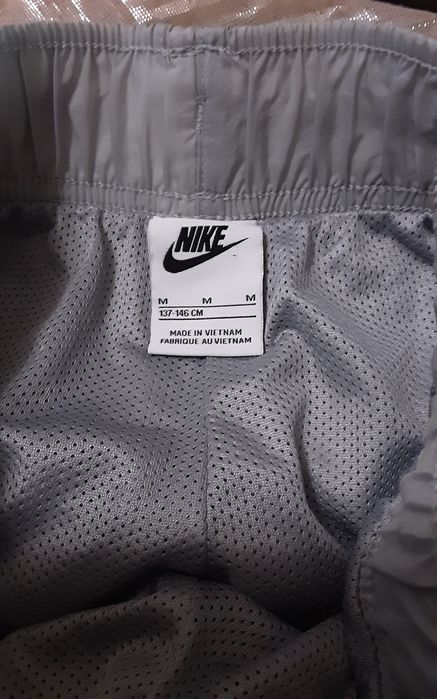 (М 137-147) NIKE детска шушлекова оригинална долница